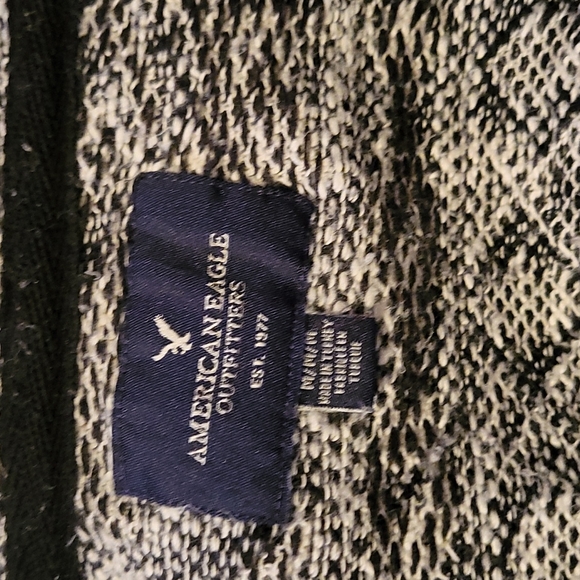 Aztec  print - Picture 4 of 4